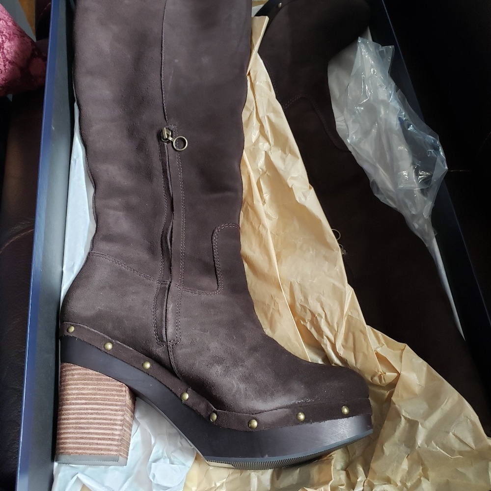 Ralph Lauren brown suede boots